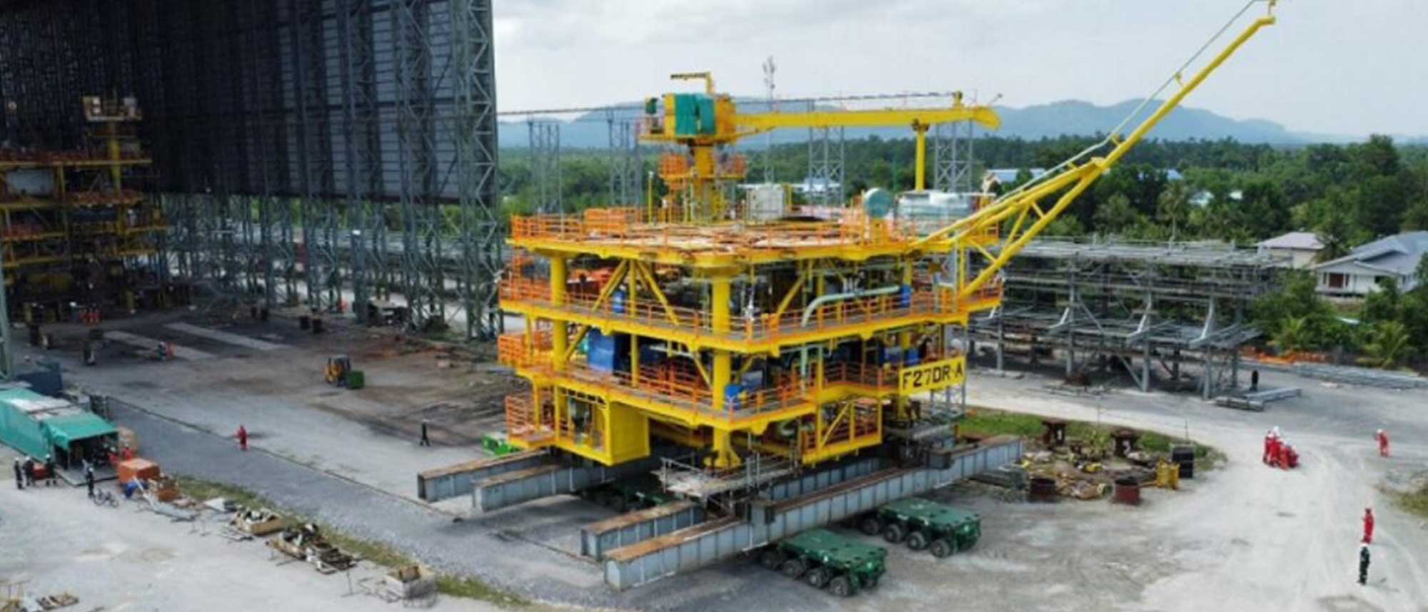 OceanMight celebrates successful sail-away of 5,700-tonne platforms built by skilled Sarawakians for gas fields project