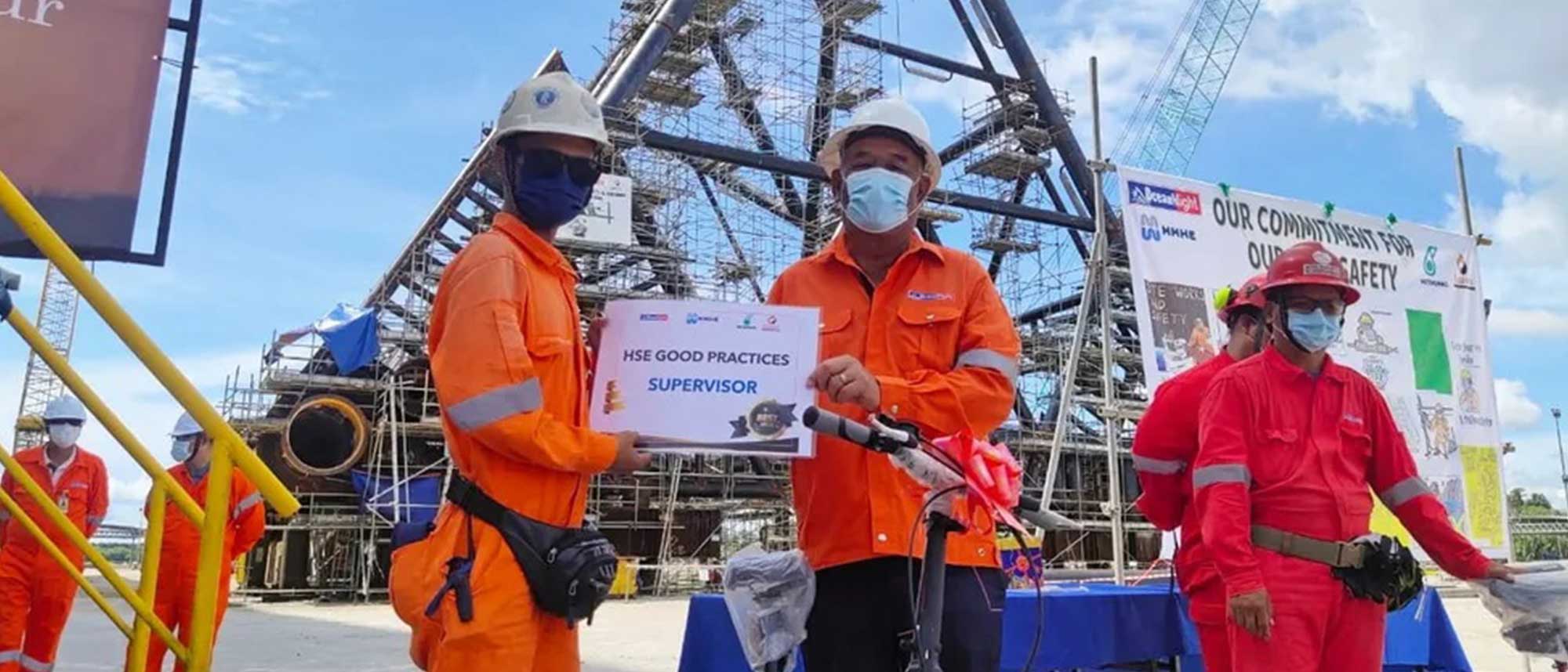 Sailaway for Shell’s Malaysia topsides and jackets