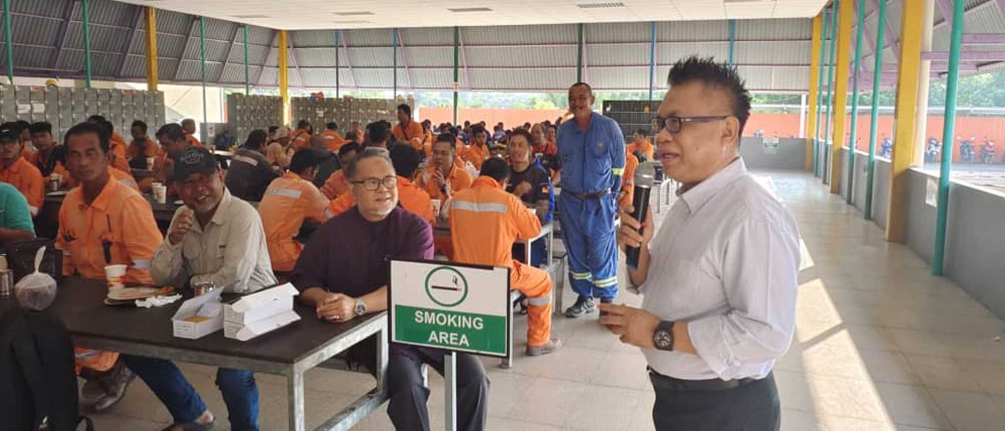 Makan-Makan and Injury Free Campaign Signing